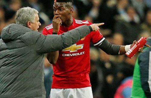 曼联新球衣爆料最新消息,时尚元素与复古风潮完美融合 第3张 曼联新球衣爆料最新消息,时尚元素与复古风潮完美融合 第3张